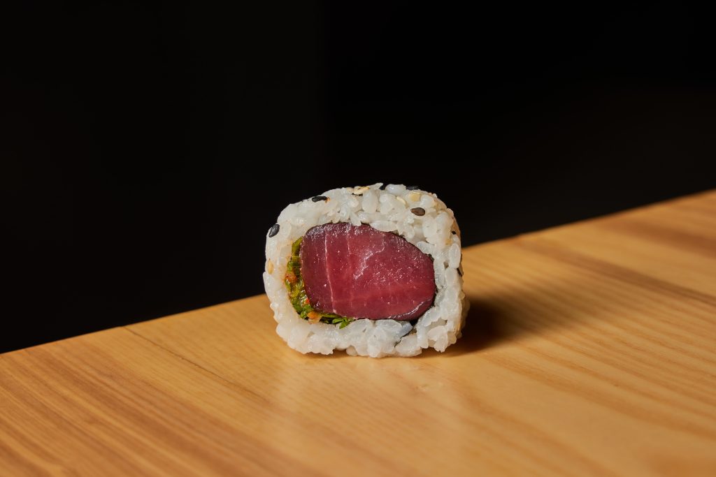 Spicy Tuna Maki Roll 4pcs in Dubai – Japanos
