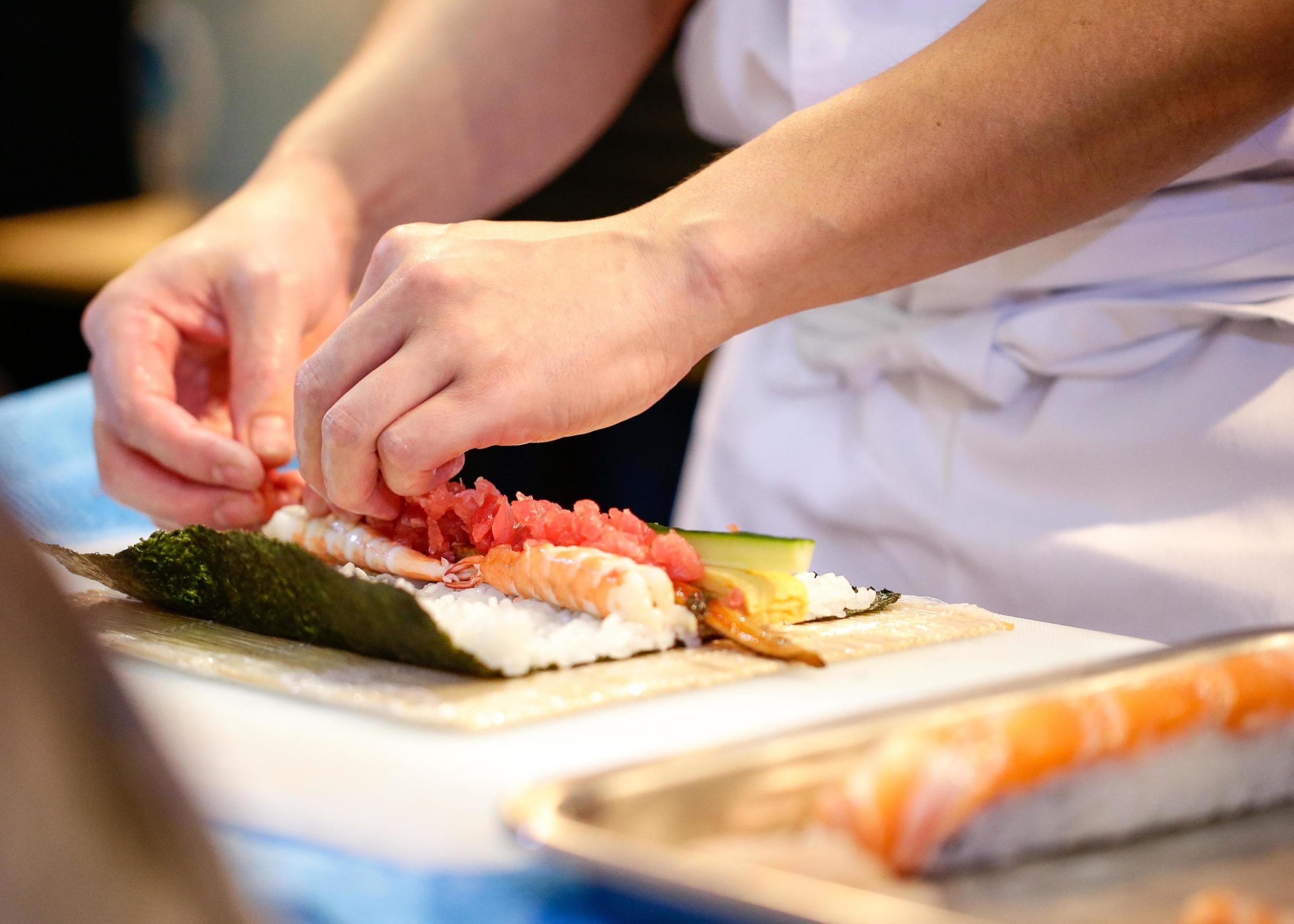 sushi in dubai